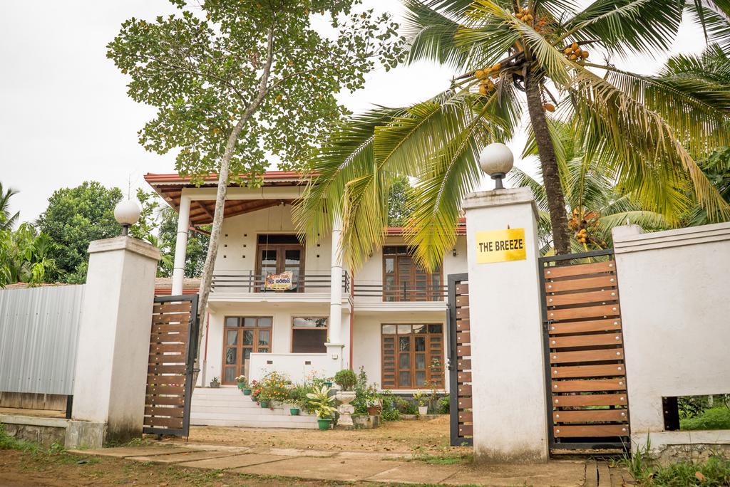 The Breeze Pinnawala Pinnawala  Buitenkant foto